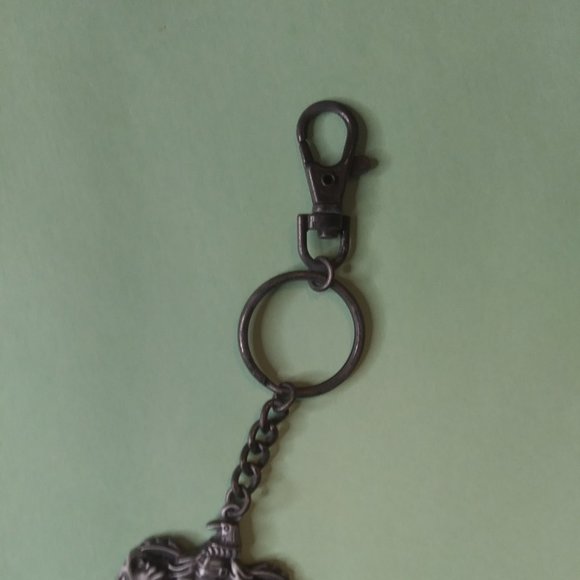 Ravenclaw Harry Potter Coat of Arms for Ravenclaw key fob WBEI - Picture 4 of 10